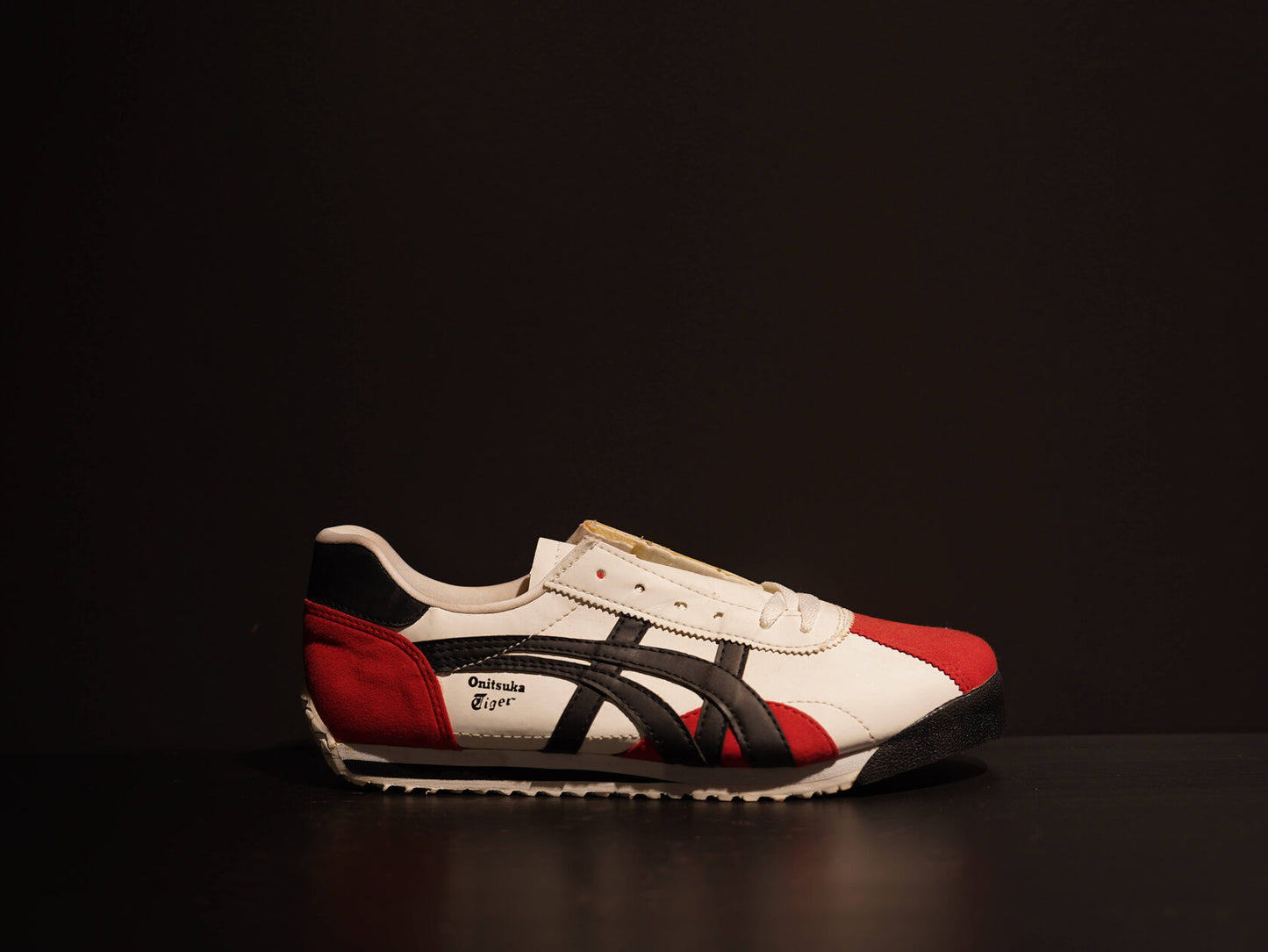 Classic Fashion Accessory