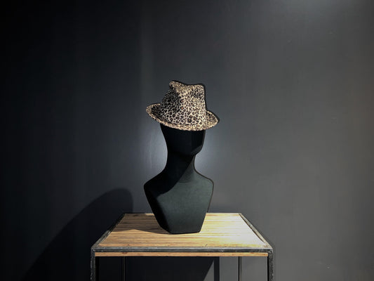 Elegant Fashion Accessory